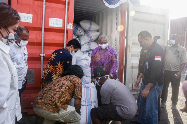 Koordinator Mitra Pembangunan Provinsi Papua Barat Melaporkan Perkembangan Produksi Biji Kakao Asal Mansel