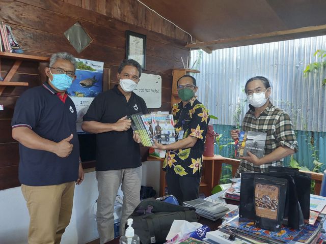 Kepala Balitbangda Papua Barat “Angkat” Kegiatan Pemuda di hadapan Dirjen Kebudayaan Kemendikbudristek